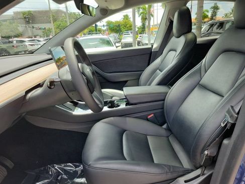 Used 2021 Tesla Model Y Long Range AWD/4WD image 15