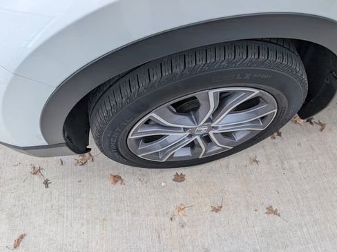 Used 2022 Honda CR-V Touring image 11