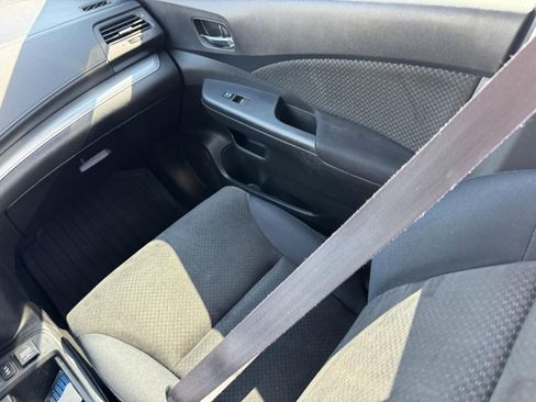 Used 2015 Honda CR-V EX image 16