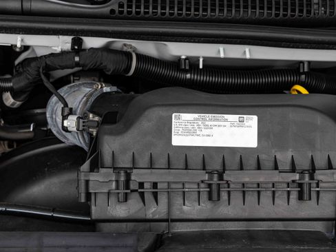 Used 2023 GMC Savana 2500 w/ Driver Convenience Package image 24