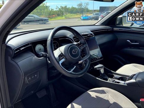 Used 2023 Hyundai Santa Cruz SEL Premium image 14