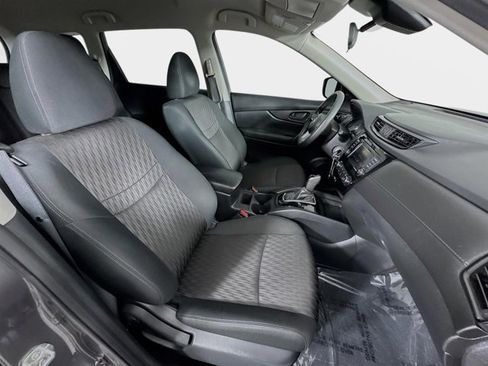 Certified 2020 Nissan Rogue S image 26