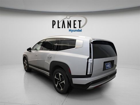 New 2026 Hyundai Ioniq 9 SE image 6