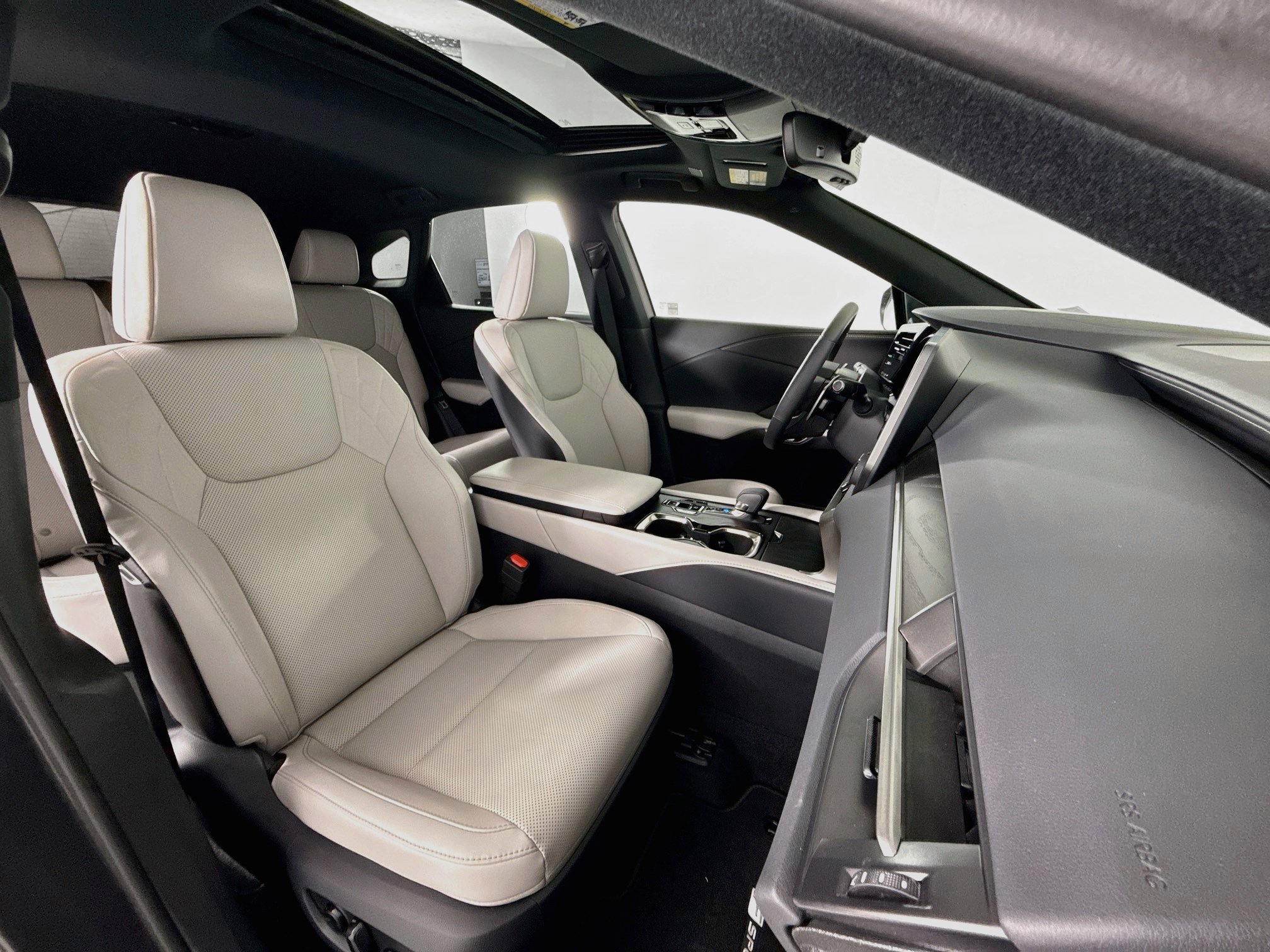 Certified 2025 Lexus RX 350 F Sport w/ Convenience Package FWD image 26