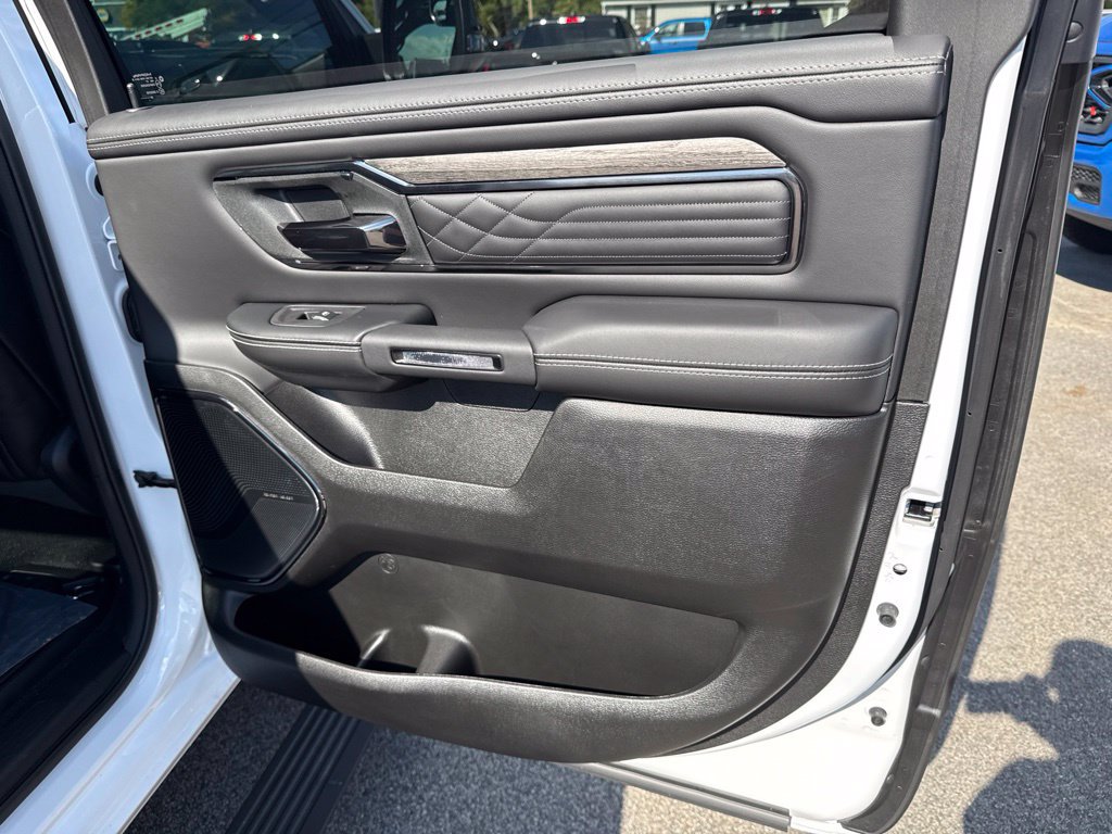 New 2027 RAM 1500 Limited AWD/4WD image 27