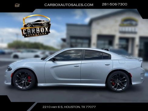 Used 2023 Dodge Charger GT w/ Performance Handling Group RWD image 2