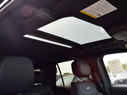 New 2026 Ford Expedition Platinum w/ Stealth Appearance Package AWD/4WD image 25