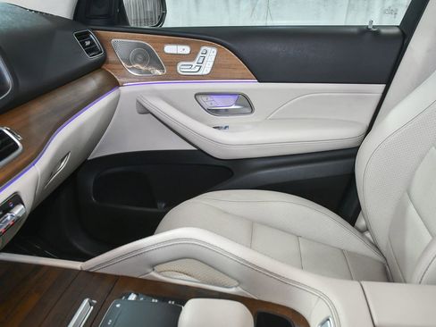 Used 2022 Mercedes-Benz GLE 350 4MATIC w/ Premium Package image 55