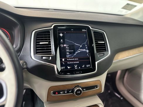 Used 2022 Volvo XC90 T8 Inscription Expression w/ Climate Package image 20