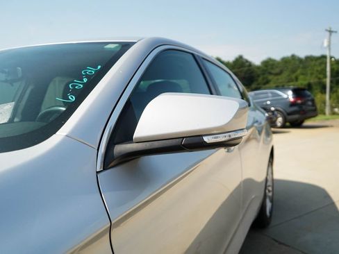 Used 2020 Chevrolet Impala LT FWD image 22