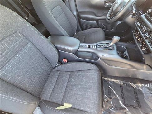 Used 2024 Honda HR-V LX image 19