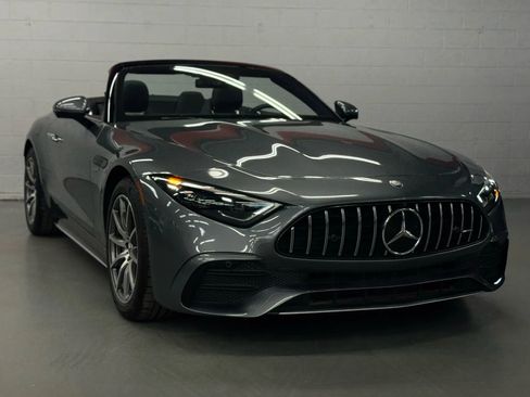 Used 2023 Mercedes-Benz SL 43 AMG w/ Driver Assistance Package image 14