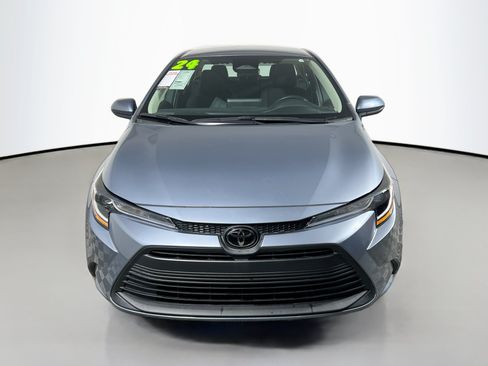 Used 2024 Toyota Corolla LE FWD image 11