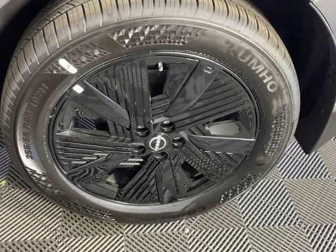 New 2025 Nissan Murano SV image 29