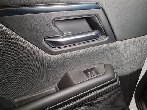 Used 2026 GMC Sierra EV Elevation image 14