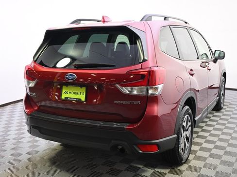 Used 2021 Subaru Forester Premium image 6