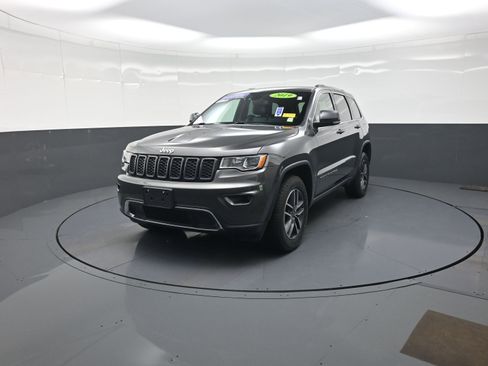 Used 2019 Jeep Grand Cherokee Limited AWD/4WD image 7