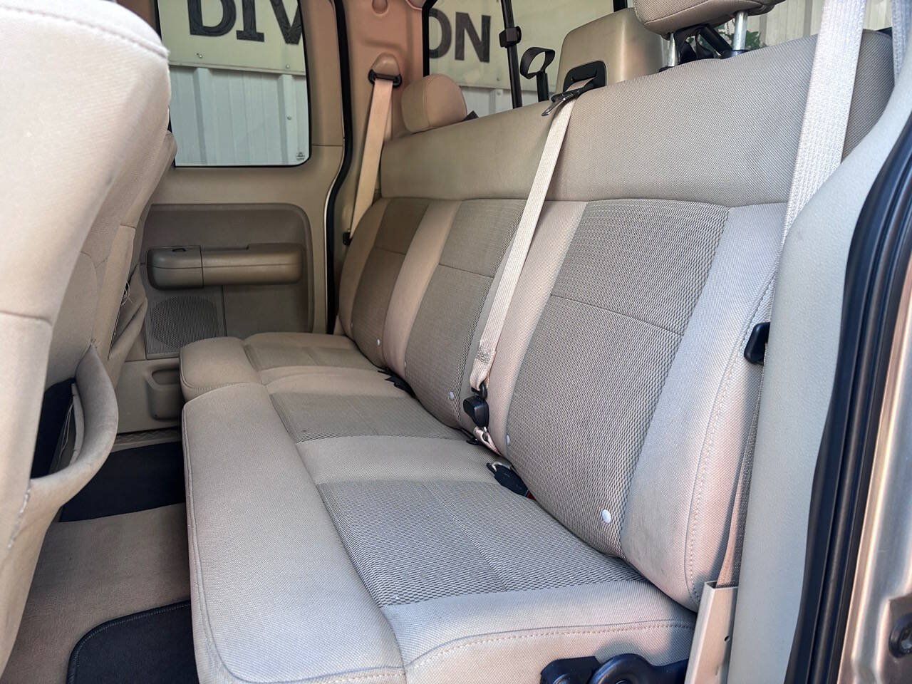 Used 2004 Ford F150 XL RWD image 14