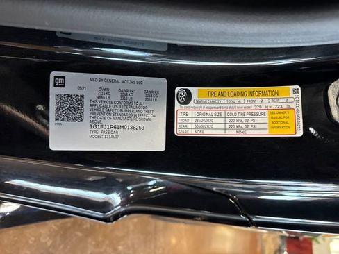 Used 2021 Chevrolet Camaro ZL1 image 15