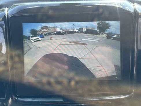 Used 2019 Chevrolet Traverse LT w/ LPO, Floor Liner Package AWD/4WD image 19