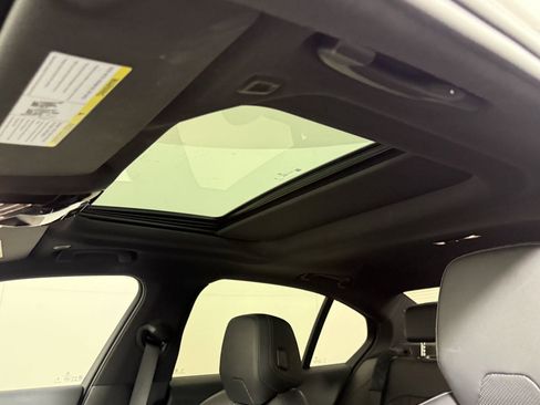 Used 2024 BMW 530i w/ Convenience Package image 12