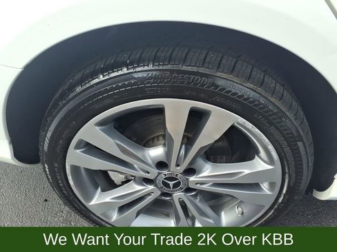 Used 2019 Mercedes-Benz C 300 4MATIC Sedan image 17