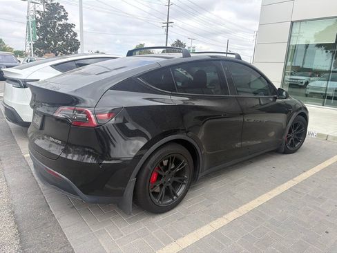 Used 2021 Tesla Model Y Performance AWD/4WD image 4