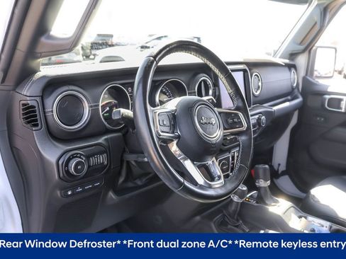 Used 2022 Jeep Wrangler Unlimited Sahara w/ Cold Weather Group image 5