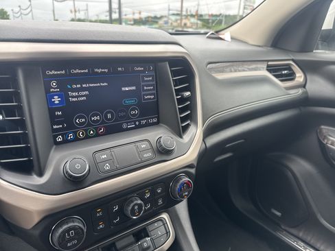 Used 2023 GMC Acadia Denali AWD/4WD image 23