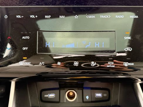 Used 2024 Hyundai Tucson Limited image 23