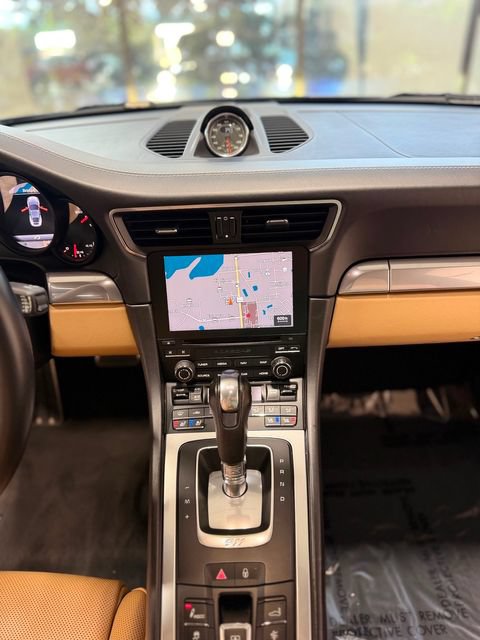 Used 2017 Porsche 911 Carrera 4S AWD/4WD image 25