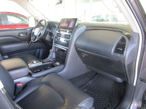 Used 2024 INFINITI QX80 Luxe RWD image 33