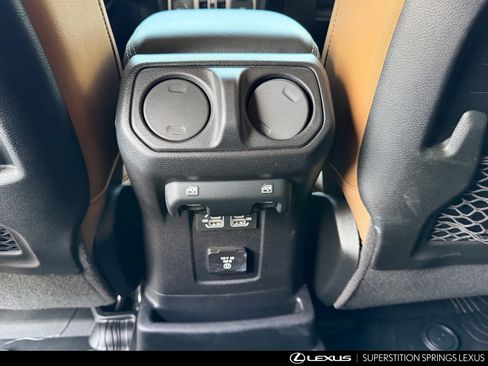 Used 2021 Jeep Wrangler Unlimited Rubicon AWD/4WD image 18