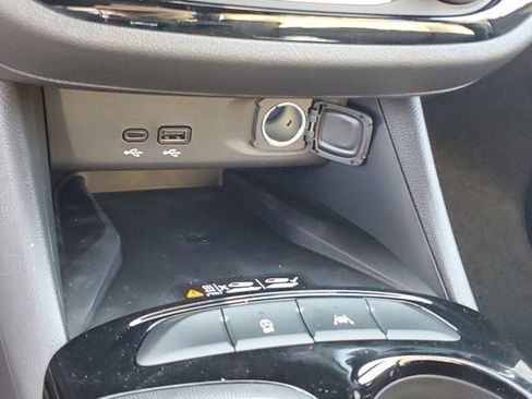 New 2026 Buick Envista Sport Touring image 23