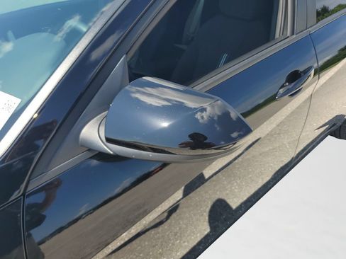 Used 2025 Hyundai Elantra Sport w/ Cargo Package FWD image 27