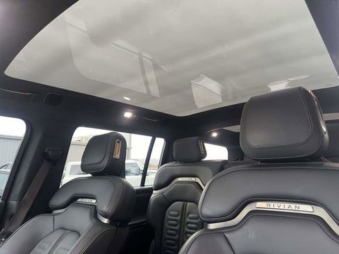 Used 2023 Rivian R1S Adventure image 17