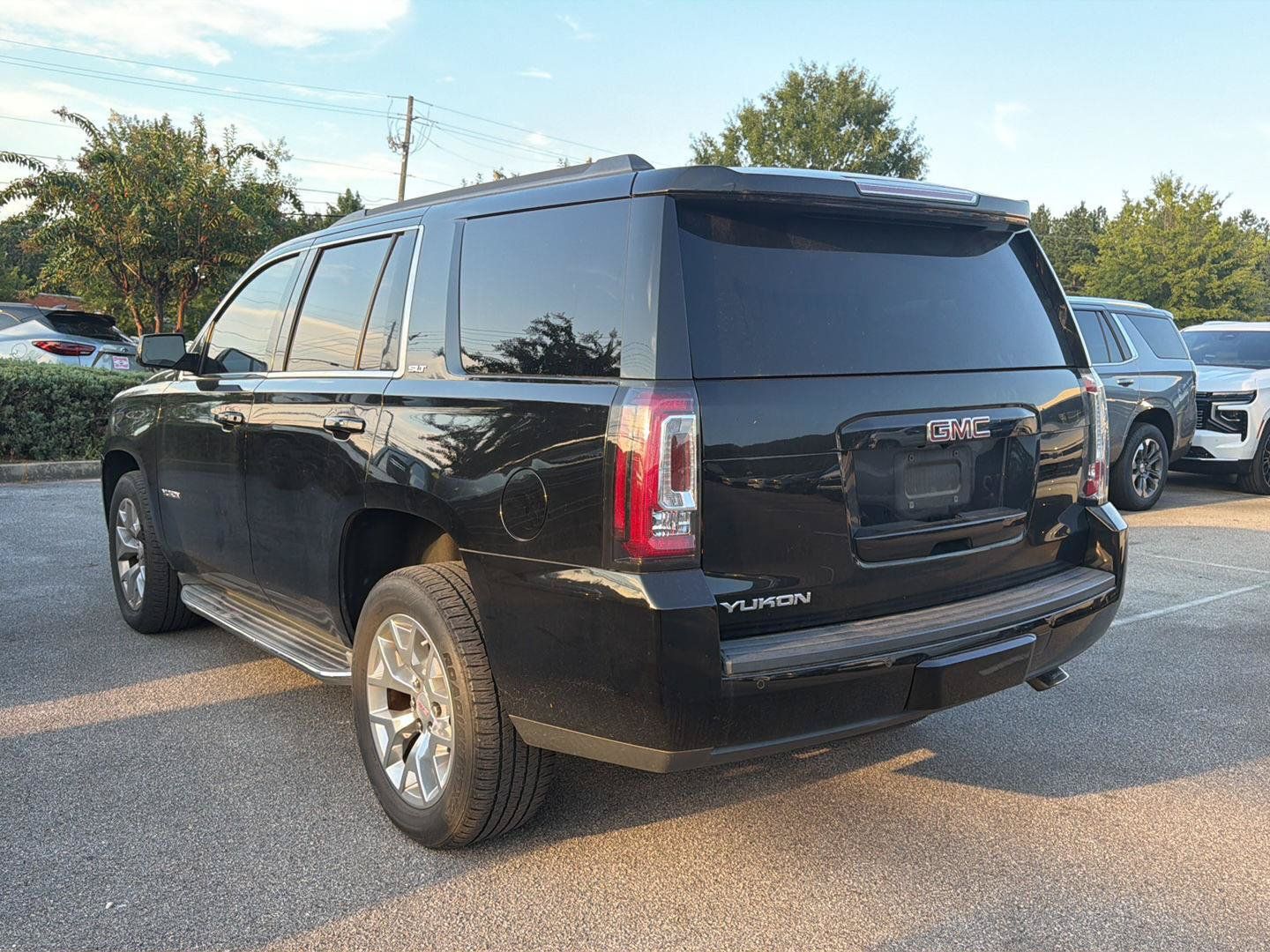 Used 2016 GMC Yukon SLT w/ Open Road Package RWD image 2