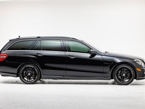 Used 2013 Mercedes-Benz E 63 AMG Wagon image 17