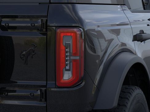 New 2026 Ford Bronco Outer Banks AWD/4WD image 23