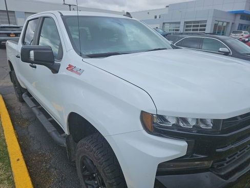 Used 2020 Chevrolet Silverado 1500 LT Trail Boss w/ Convenience Package image 5