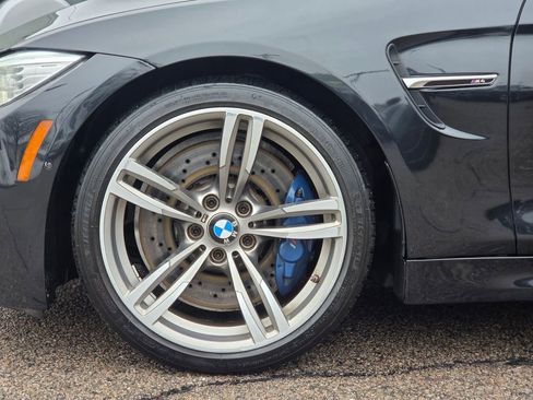 Used 2015 BMW M4 Convertible image 12