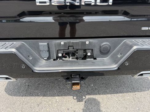 Used 2022 GMC Sierra 1500 Denali Ultimate AWD/4WD image 23
