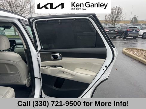 Certified 2023 Kia Sorento SX image 57