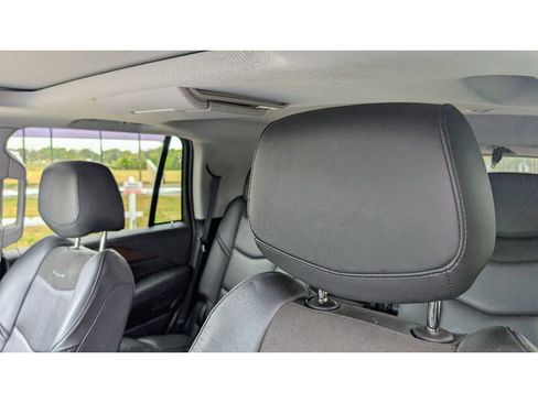 Used 2019 Cadillac Escalade Luxury image 15