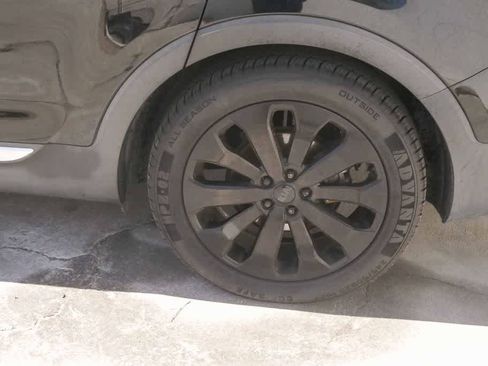 Used 2020 Kia Telluride S w/ S 8 Passenger Seating Package image 6