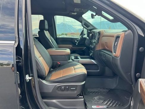 Used 2022 Chevrolet Silverado 2500 High Country w/ Z71 Off-Road Package AWD/4WD image 34