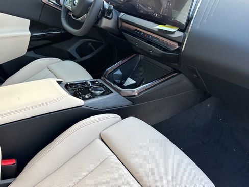 Used 2026 BMW X3 xDrive30 w/ Premium Package image 27