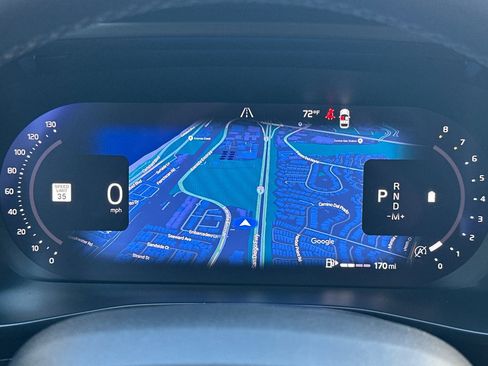 Certified 2023 Volvo XC40 B5 Plus w/ Protection Package Premier image 29