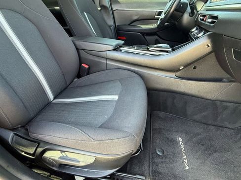 Used 2021 Hyundai Sonata SEL w/ Convenience Package image 10