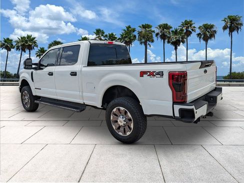 Used 2021 Ford F250 Lariat w/ Lariat Ultimate Package AWD/4WD image 7